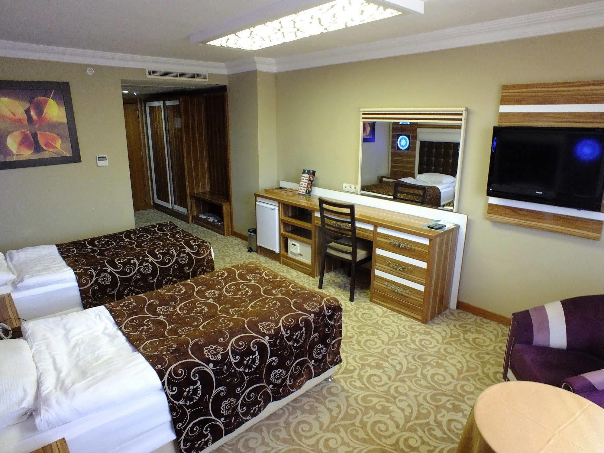 Demosan Hotel Karaman Εξωτερικό φωτογραφία